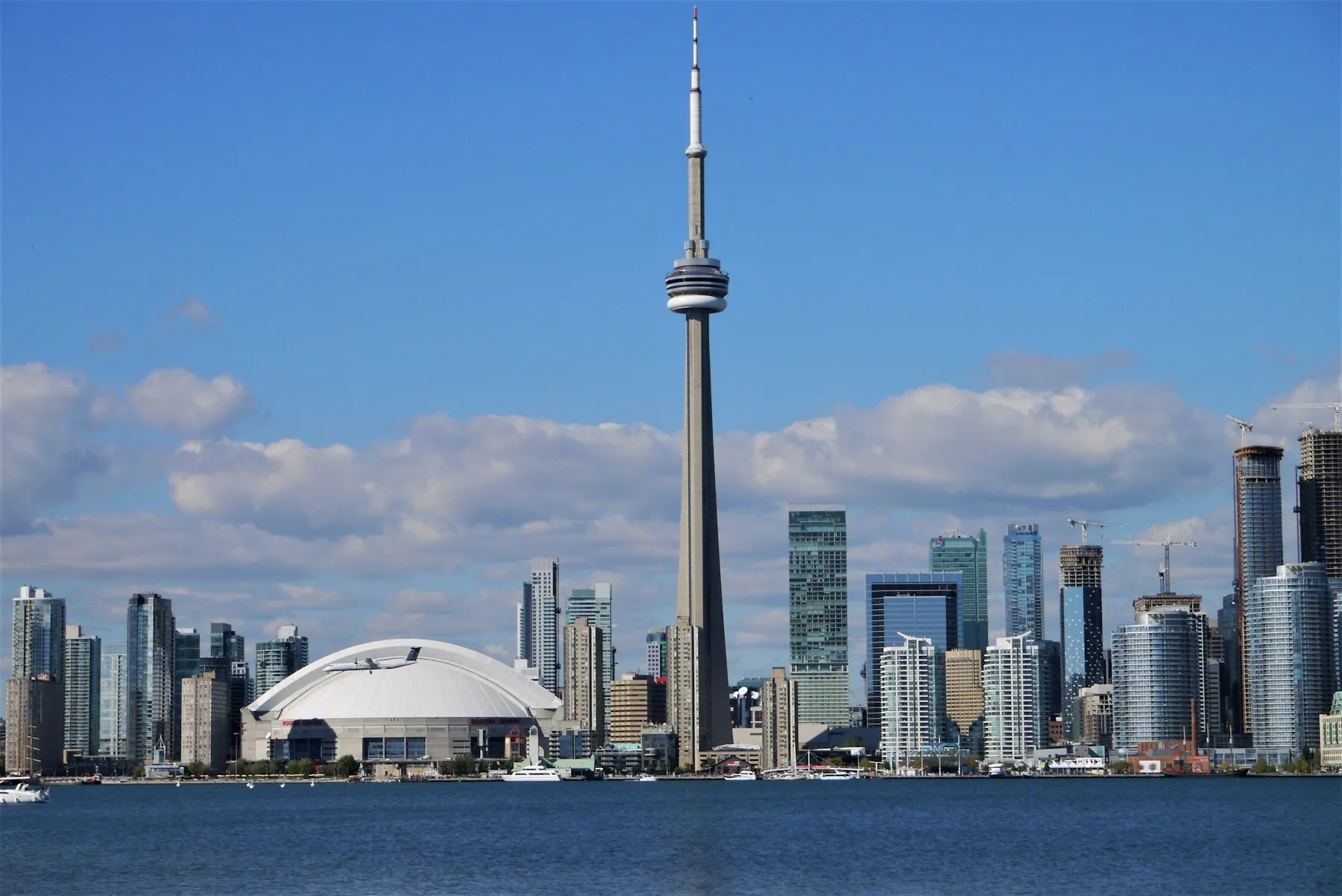 The Toronto skyline and CN Tower across the water